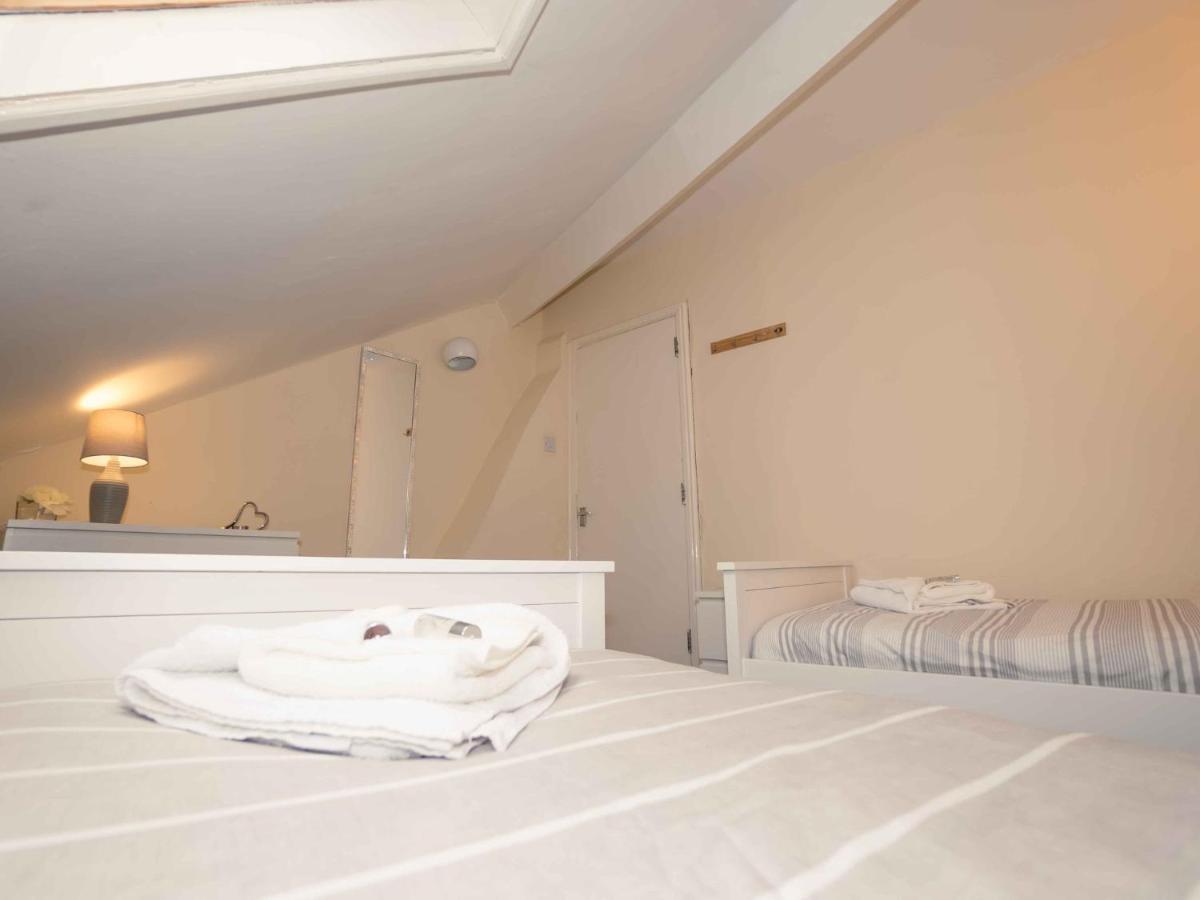 Pass The Keys Trafalgar House, Sleeps 6,Free Parking,Scarborough * Scarborough