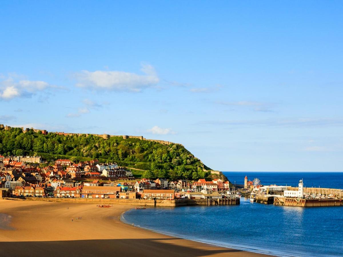Pass The Keys Trafalgar House, Sleeps 6,Free Parking,Scarborough