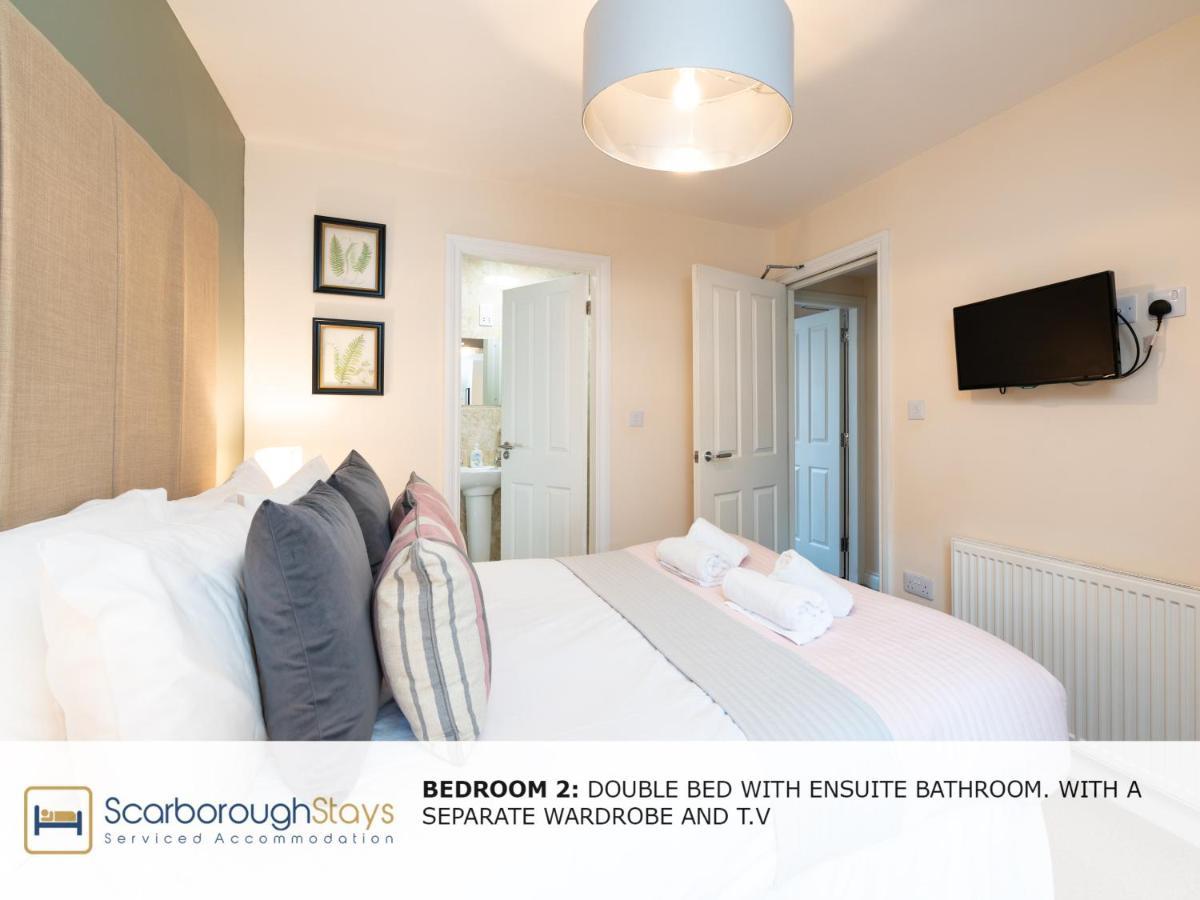 - Luxury Townhouse Ideal For Large Groups - Hot Tub Holiday home Scarborough