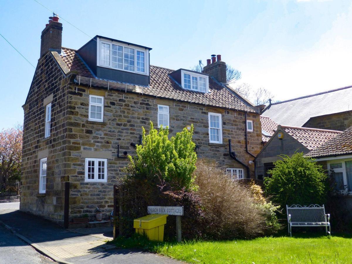 2 Church Cottages Holiday home Scarborough