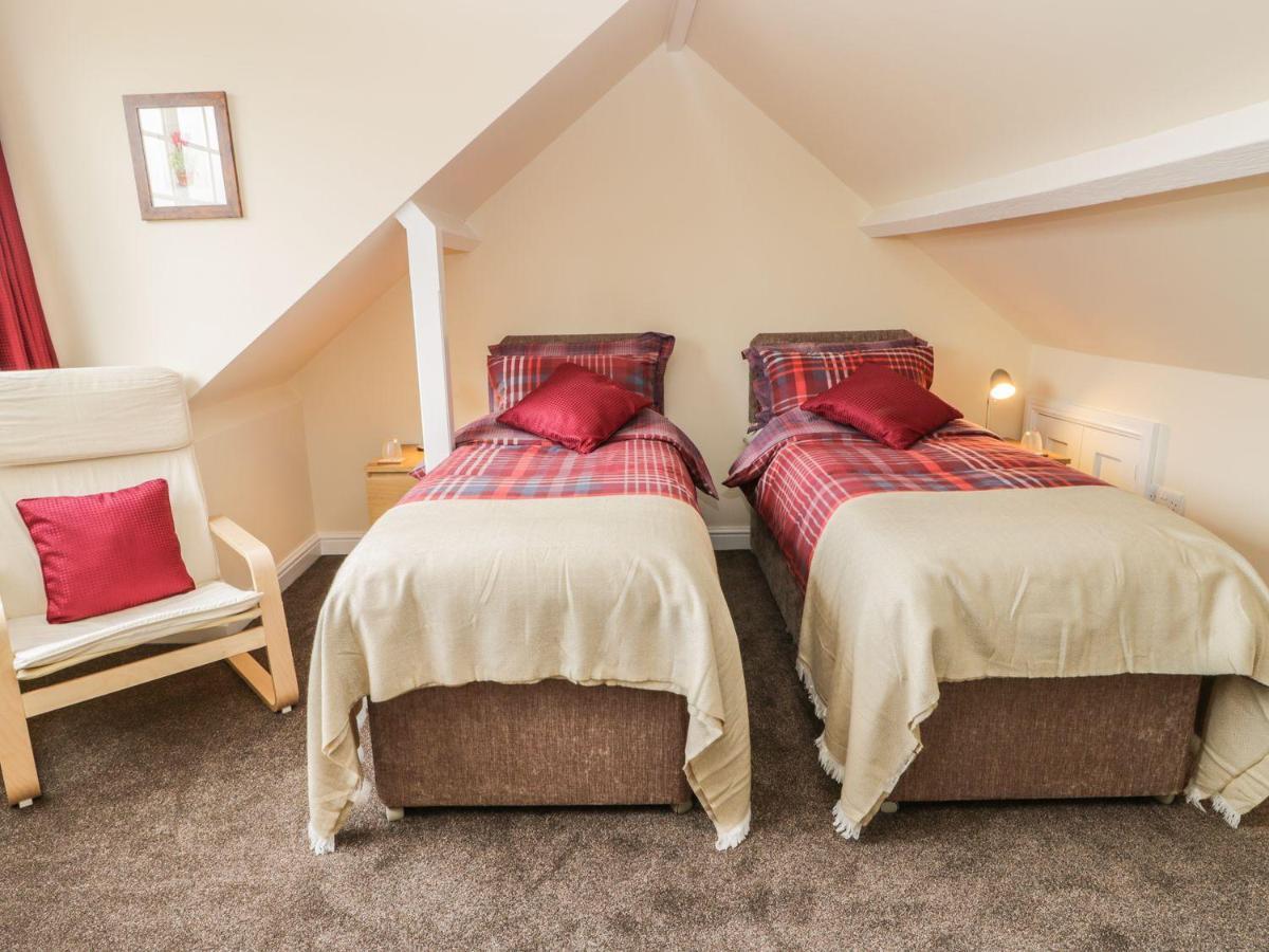 Holiday home 2 Church Cottages *