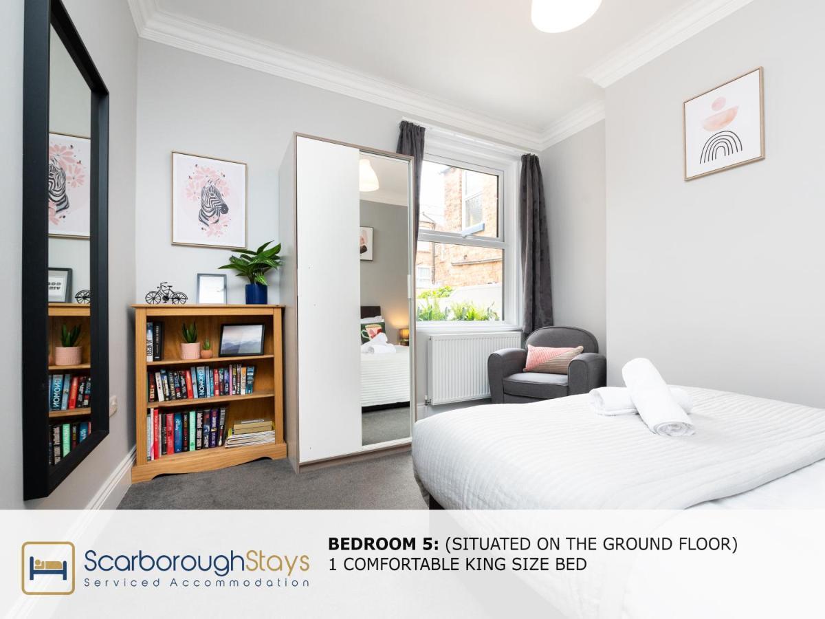 - Ashville - 5 Bedroomed House - Sleeps 9 *