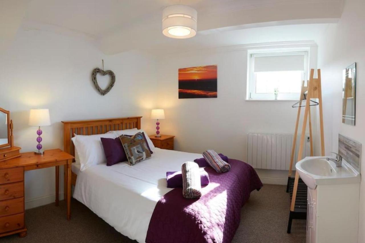 Denelea, Amazing Sea Views!!!!! Yorkshire Coast Lets