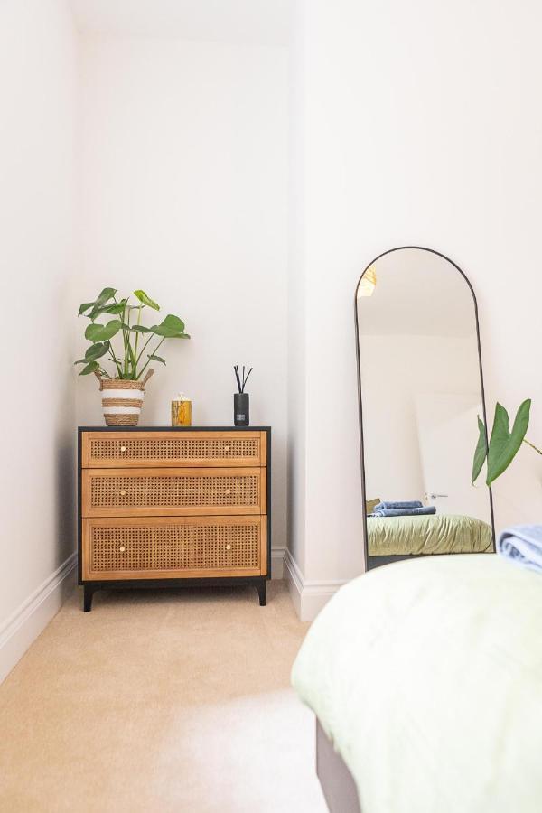 Esplanade Retreat Apartment *