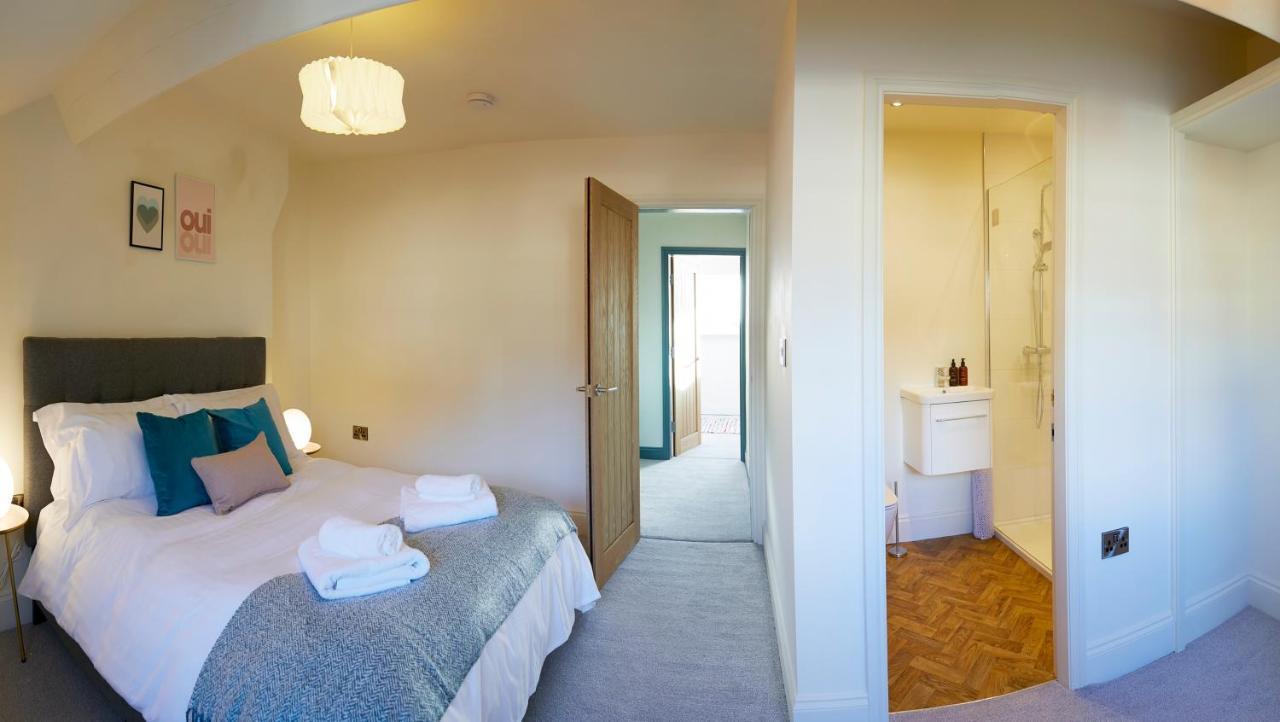 The Stoop, Stunning Sea Views! Apartment