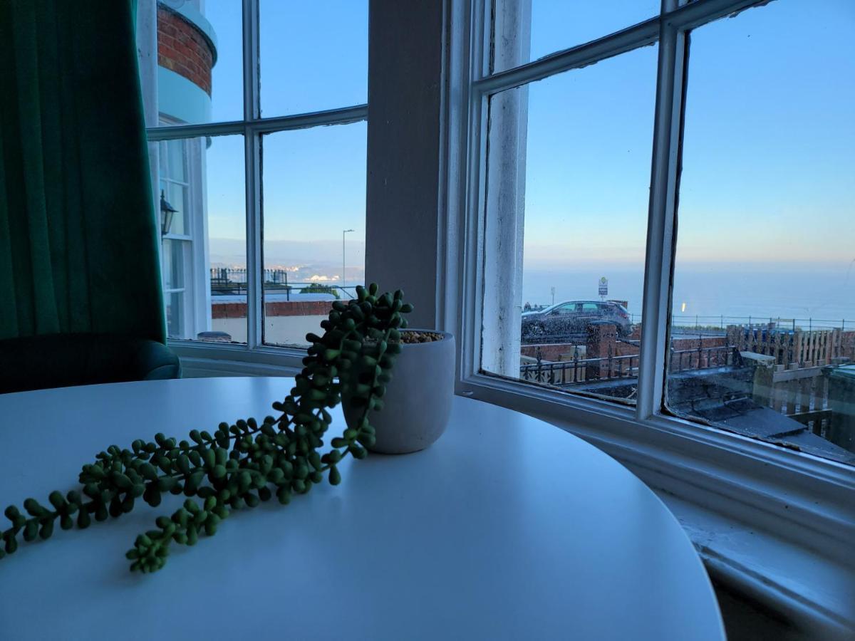 Apartment Seaview Ground Floor Flat Fast Wifi & Free Parking Scarborough