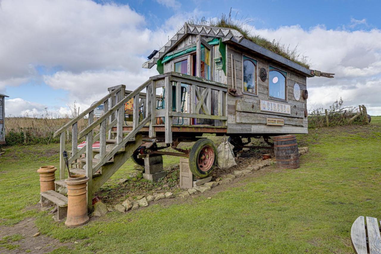 Holiday home 2 X Double Bed Glamping Wagon In Dalby Forest Scarborough