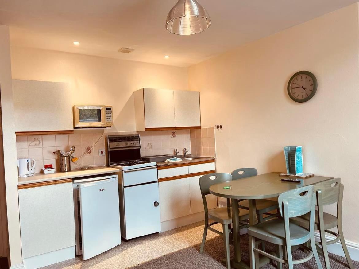 Brialene Flats Apartment Scarborough
