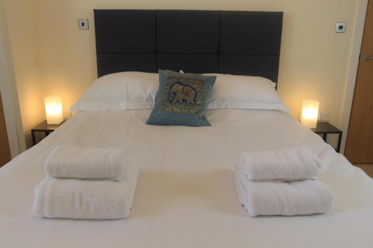 6 Easby Hall