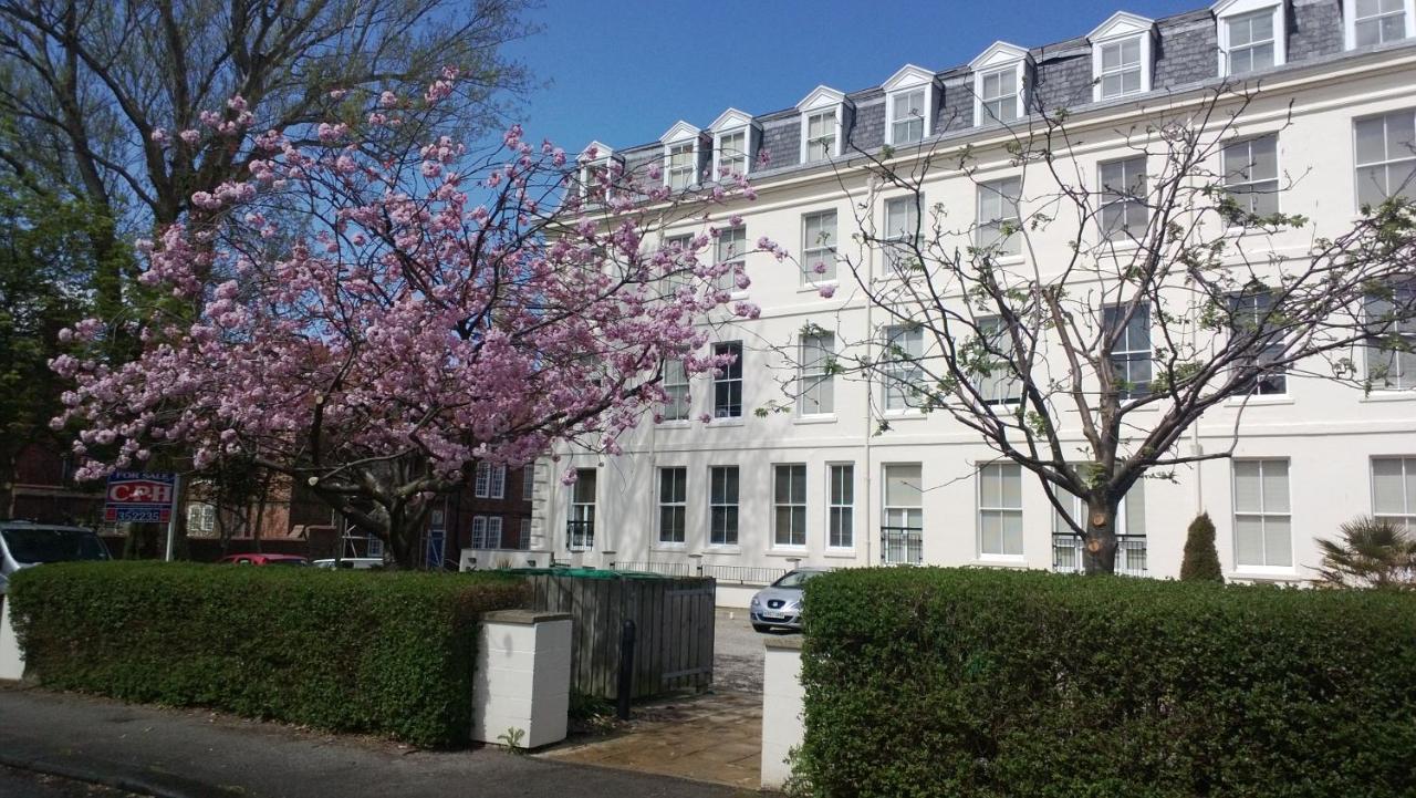 Apartment 6 Easby Hall *