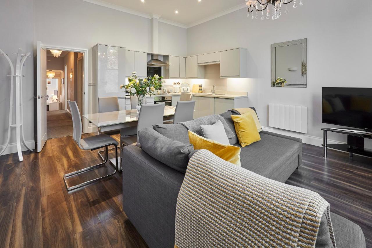 Apartment Host & - Brooklands Timeless *