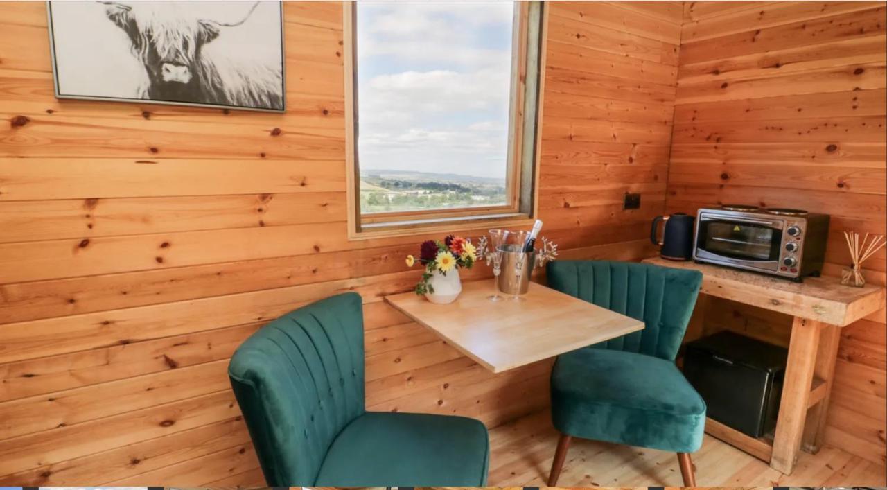 Shepherds Hut By Stepney Campsite *