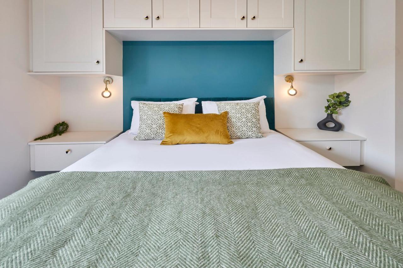 Host & - View Luxury Scarborough