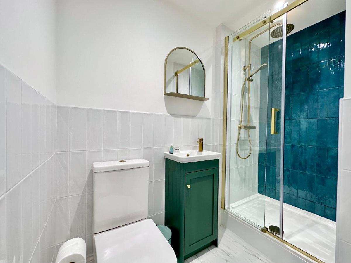 The Salacia No 5 Scarborough