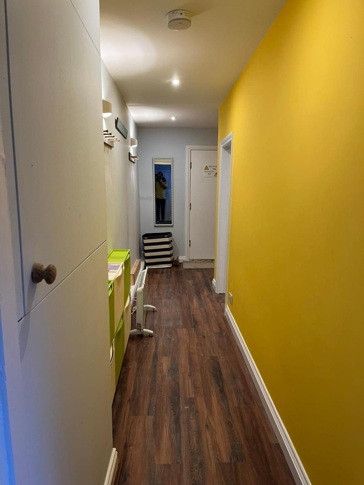Seaside Hideaway - Free Onstreet Parking Holiday home *