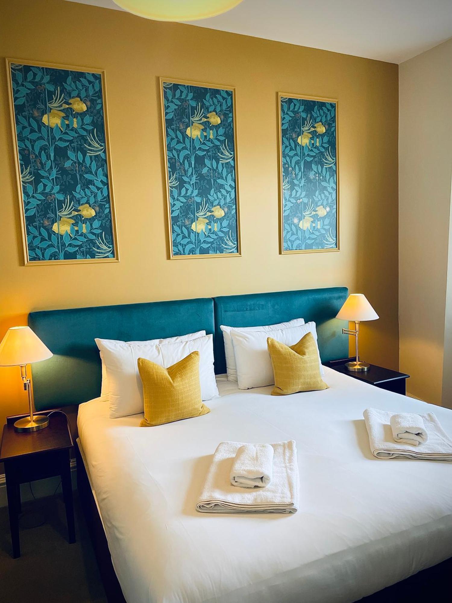 Weston Hotel 3*