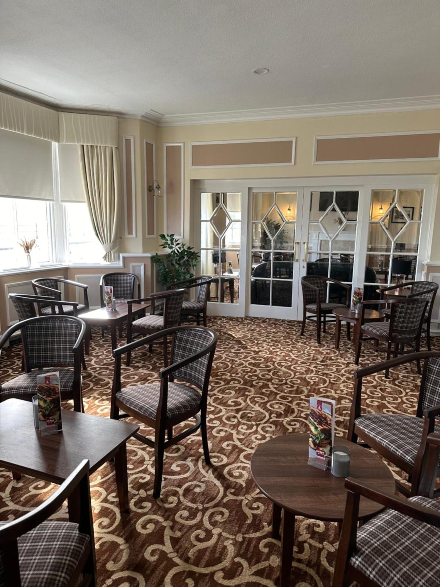 Hotel Clifton 3*