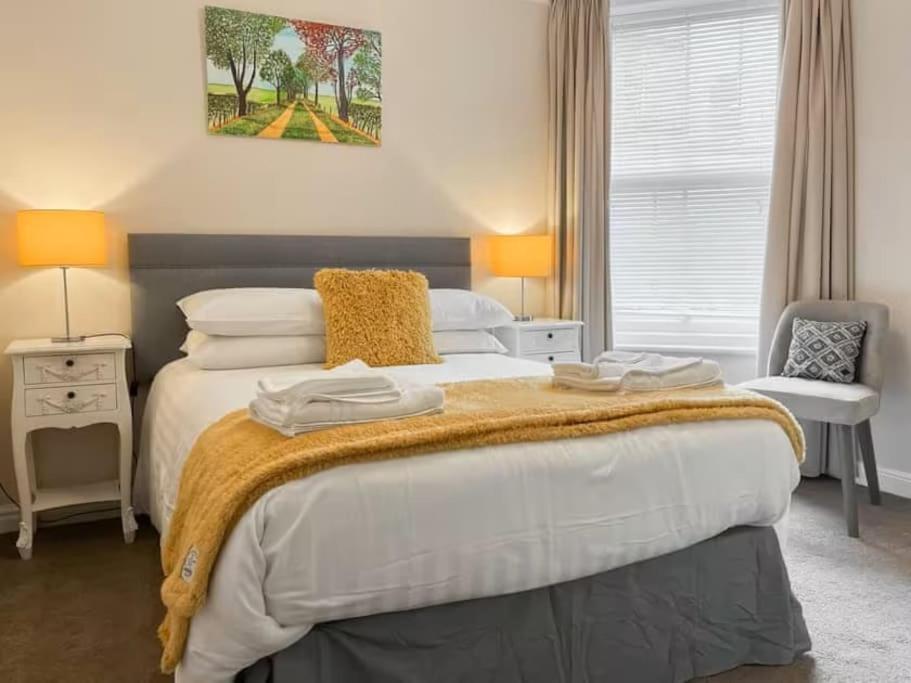 Strathmore Scarborough, Pool, Gym, Parking Apartment *