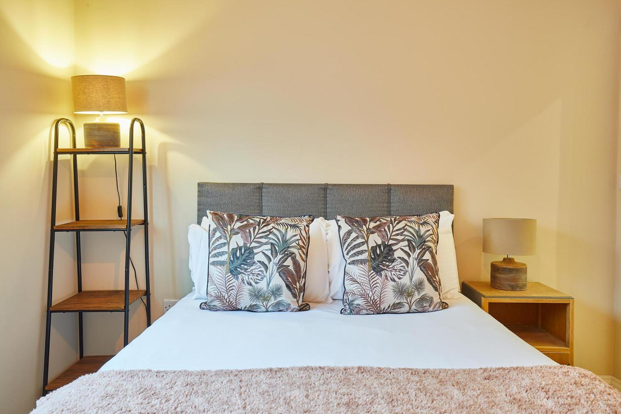 Host & - Watch House Holiday home *