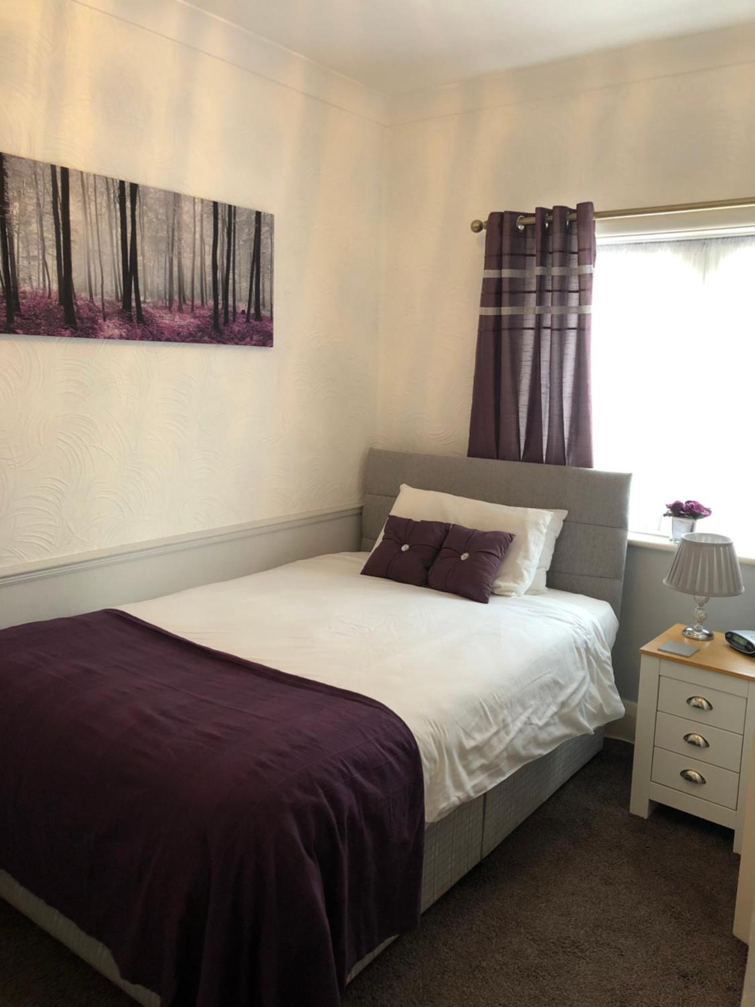 The Russell Guest house 4*