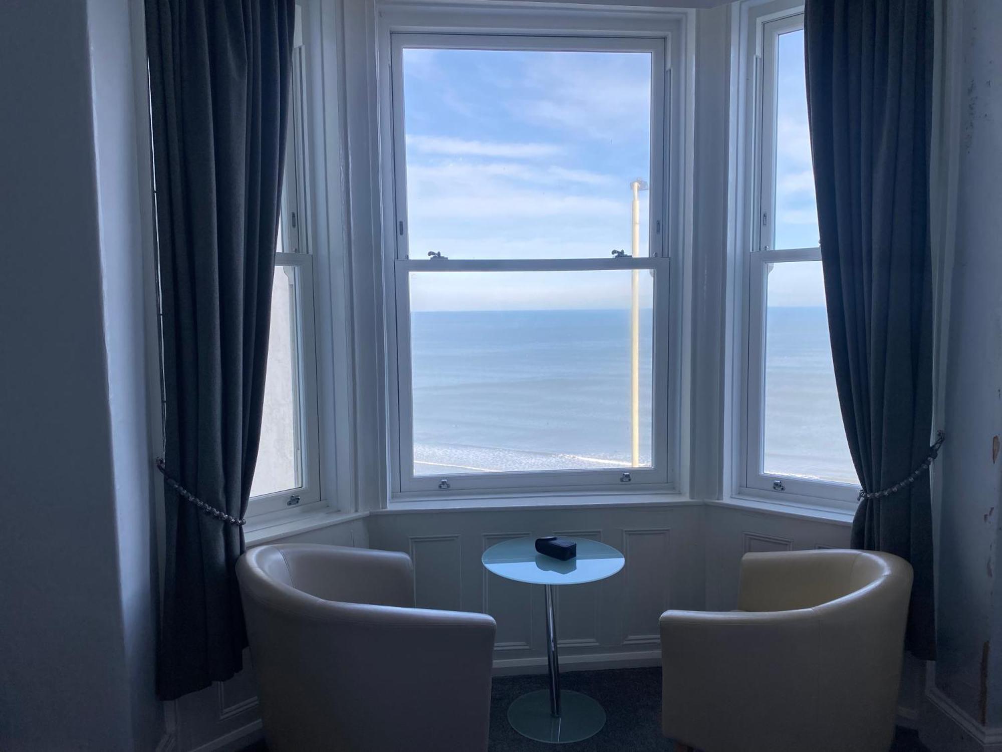 Marine View 3*
