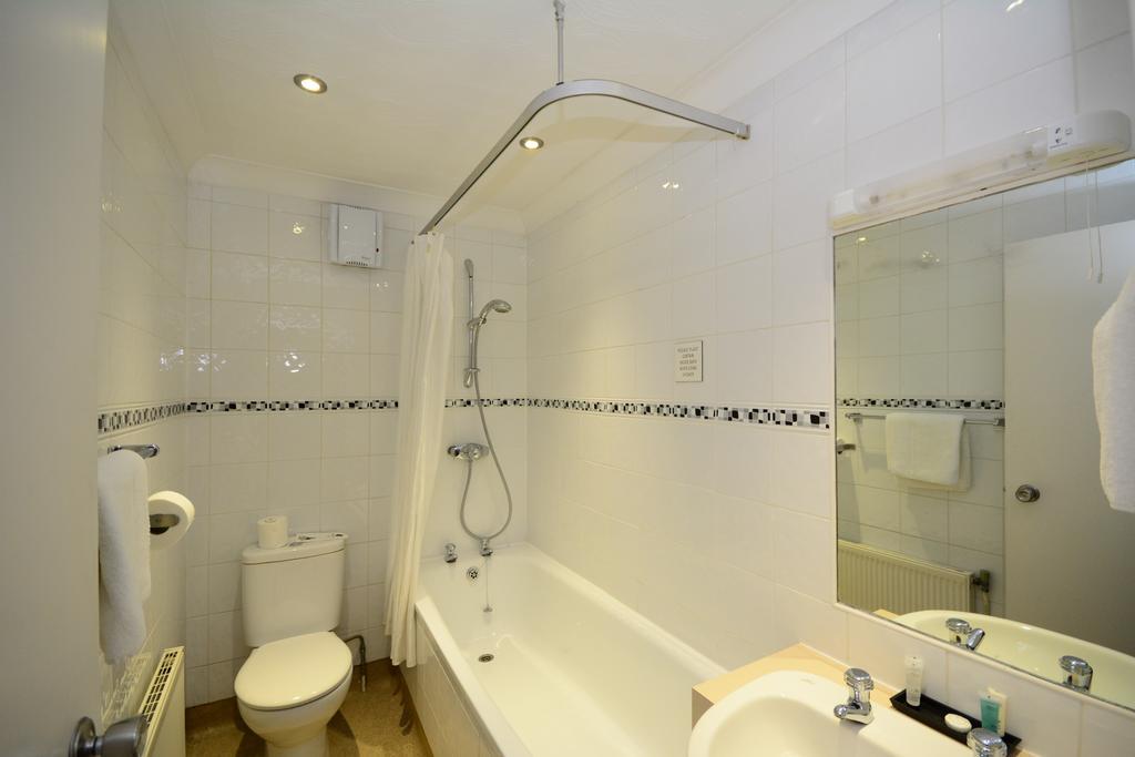 The Crescent 3*