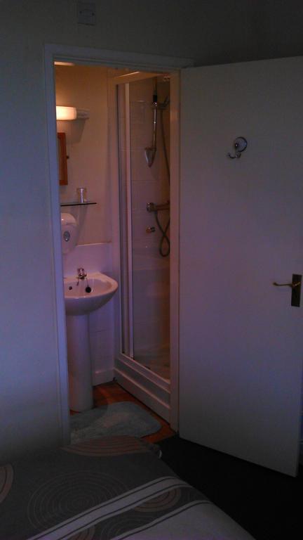 Aartswood Guest house