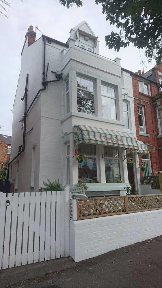 Bed & Breakfast The Beaches 3*