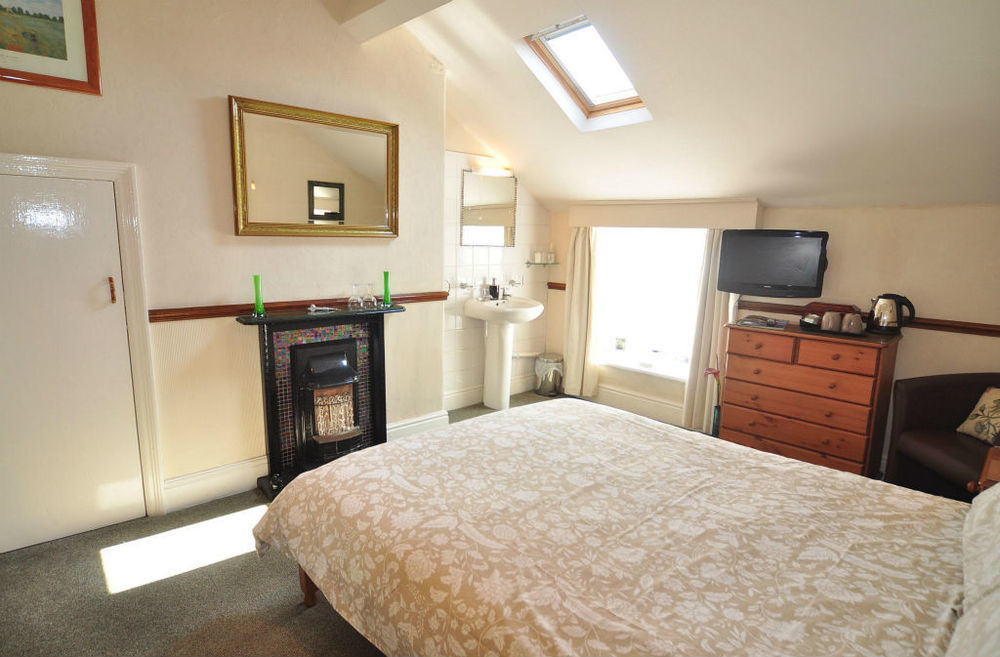 The Beaches Bed & Breakfast Scarborough