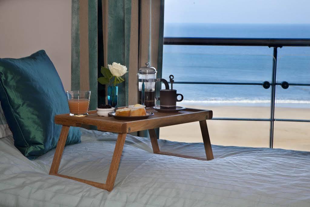 Hotel The Sands Sea Front