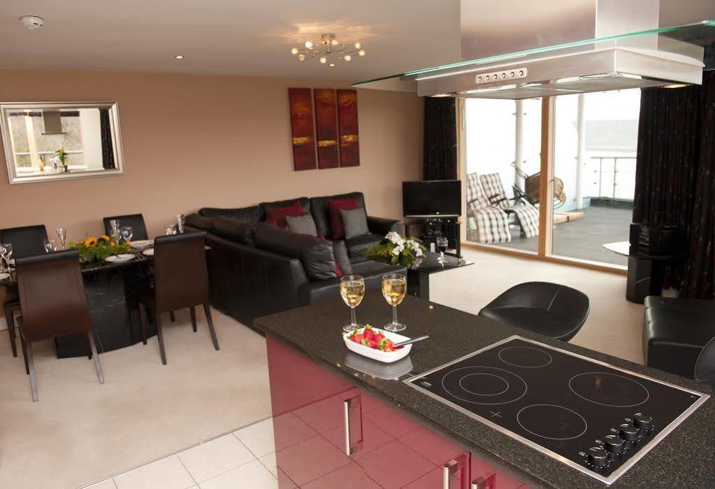 Hotel The Sands Sea Front Scarborough