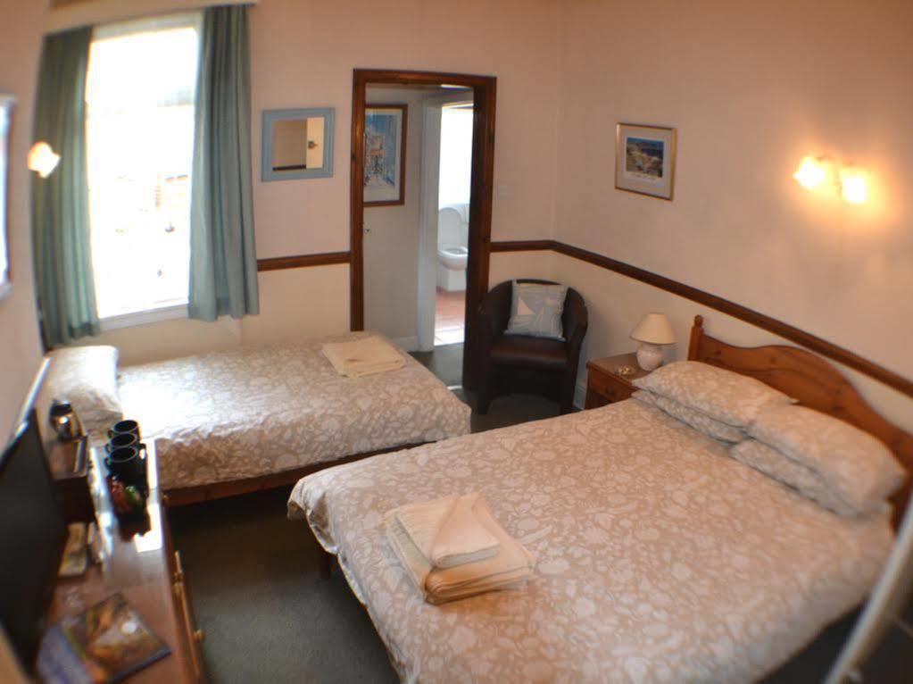 Bed & Breakfast The Beaches 3*