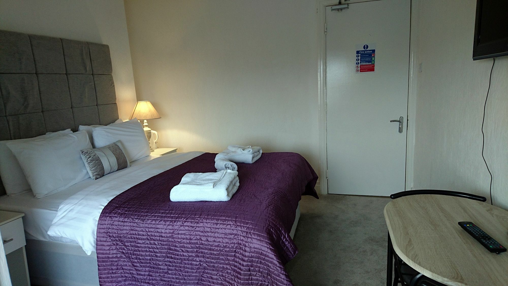 Marine Hotel