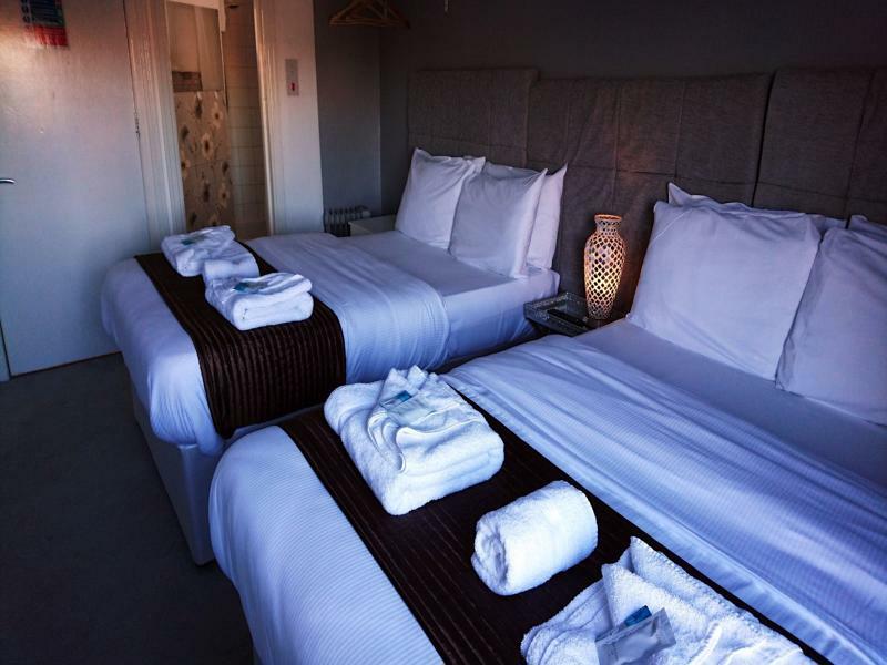 Marine Hotel