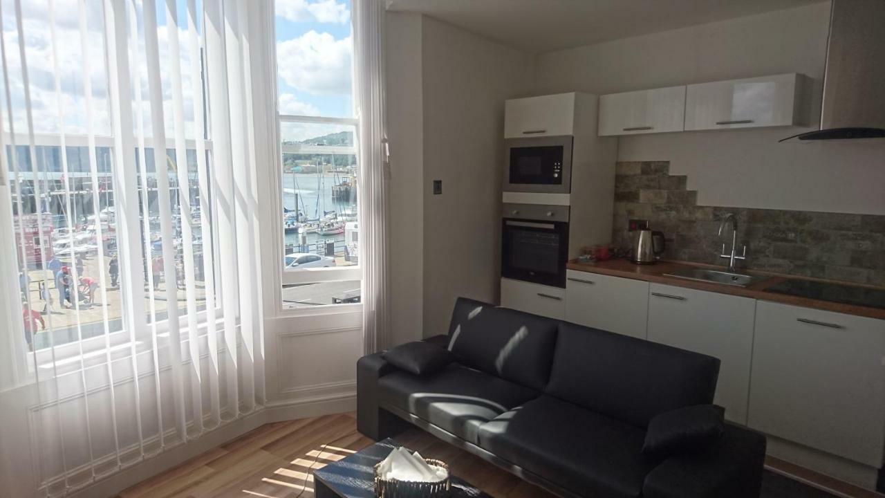 Marine View Apartment *