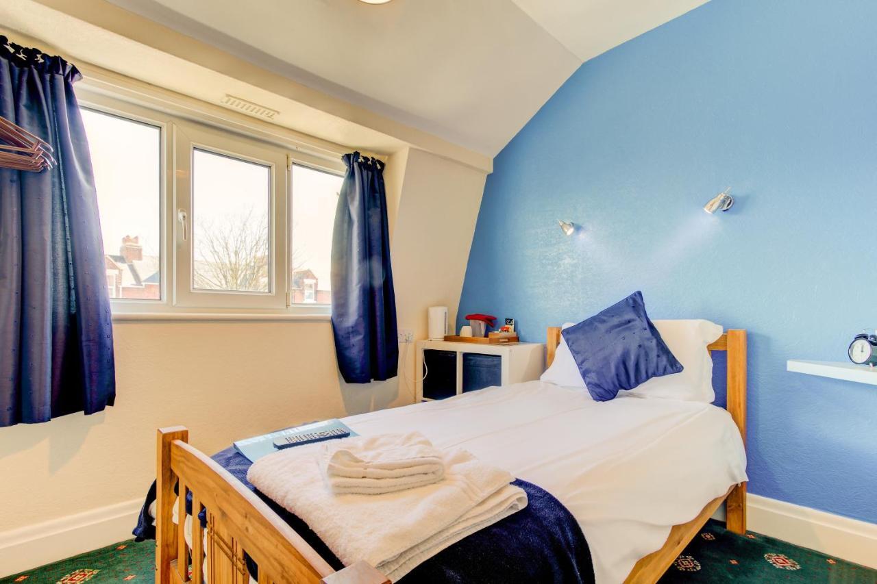 Rose-dene Guest house Scarborough