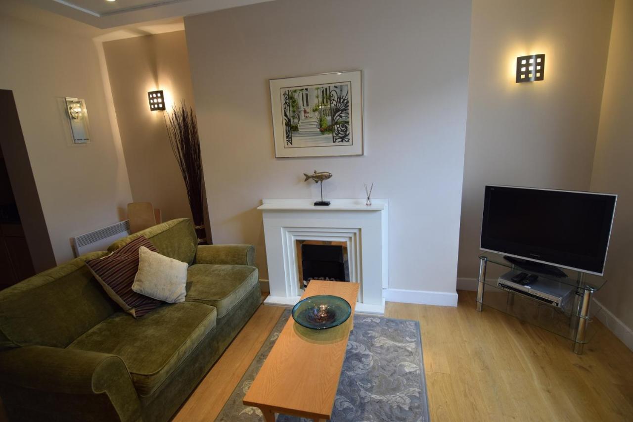 Easby Hall 22