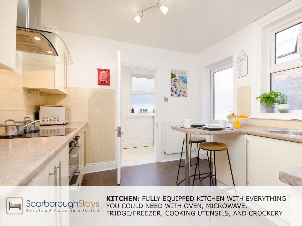 - Victorian Townhouse - 5 Bedrooms - Sleeps 9 Holiday home *