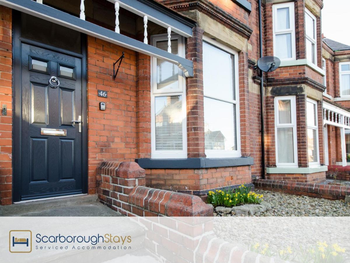 - Victorian Townhouse - 5 Bedrooms - Sleeps 9 Holiday home
