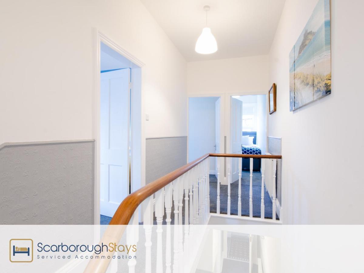 - Victorian Townhouse - 5 Bedrooms - Sleeps 9