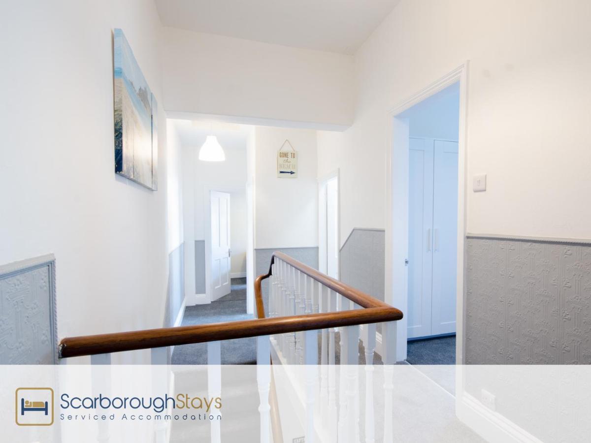 - Victorian Townhouse - 5 Bedrooms - Sleeps 9 * Scarborough