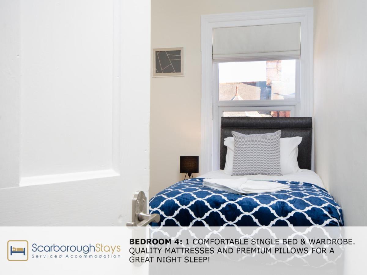- Victorian Townhouse - 5 Bedrooms - Sleeps 9 *