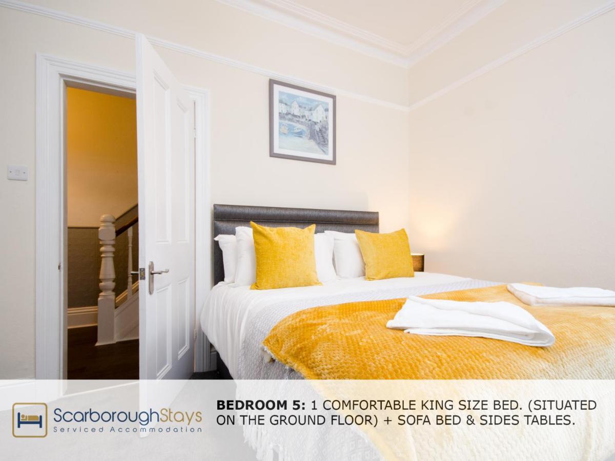 Holiday home - Victorian Townhouse - 5 Bedrooms - Sleeps 9 *
