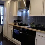 17 South Street Top Flat