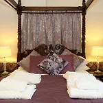 The Downe Arms Hotel