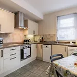 Spa Side Apartment