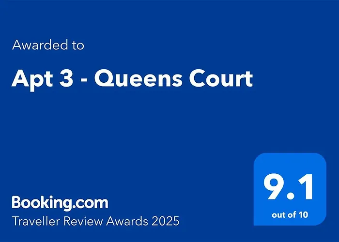 Apt 3 - Queens Court
