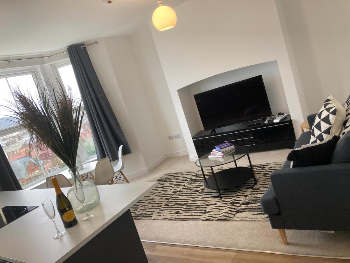 Seascape Stunning Seaview Apartment