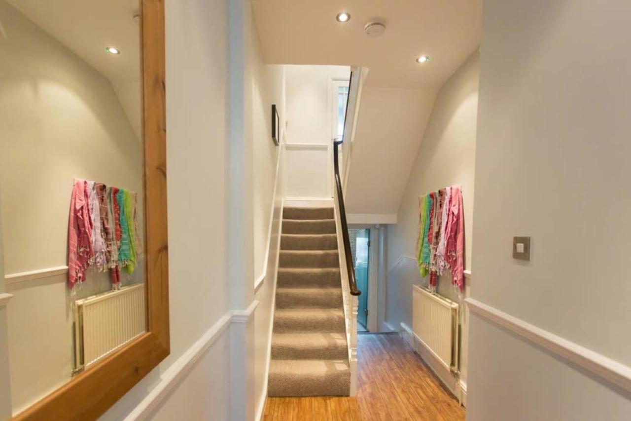 Seaside Retreat In North Bay - With Parking
