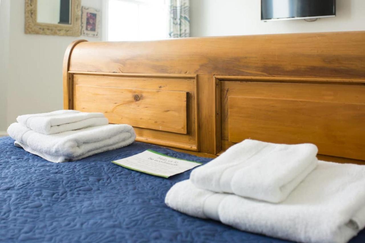 Seaside Retreat In North Bay - With Parking Holiday home Scarborough